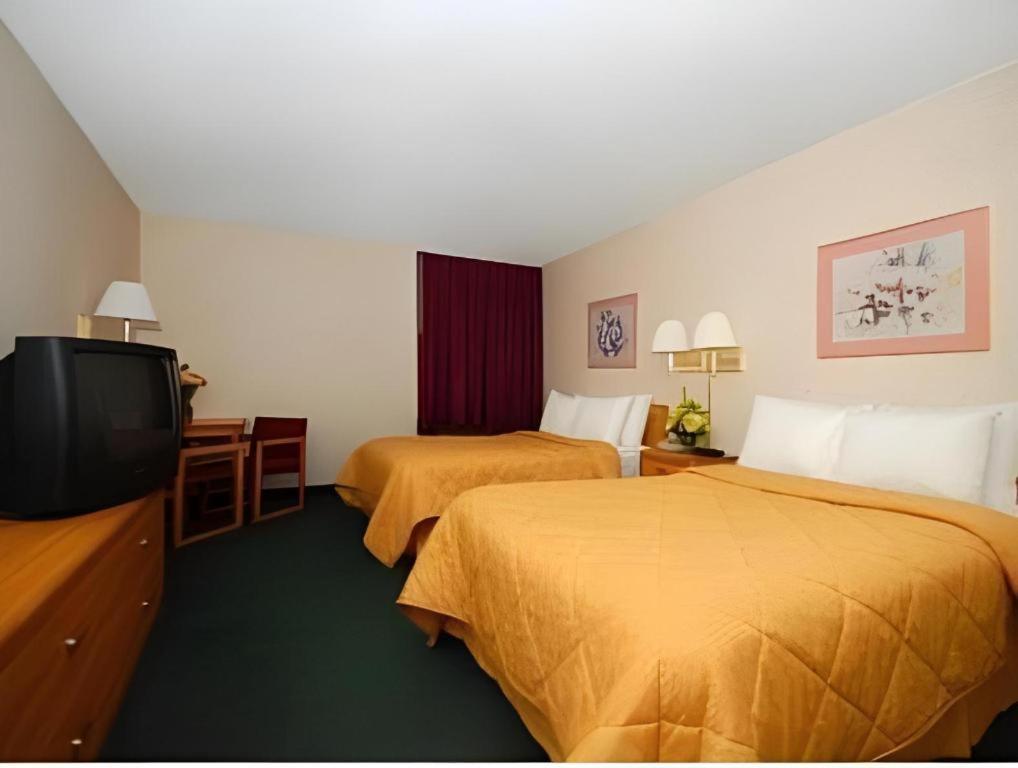 Quality Inn Waynesburg Extérieur photo