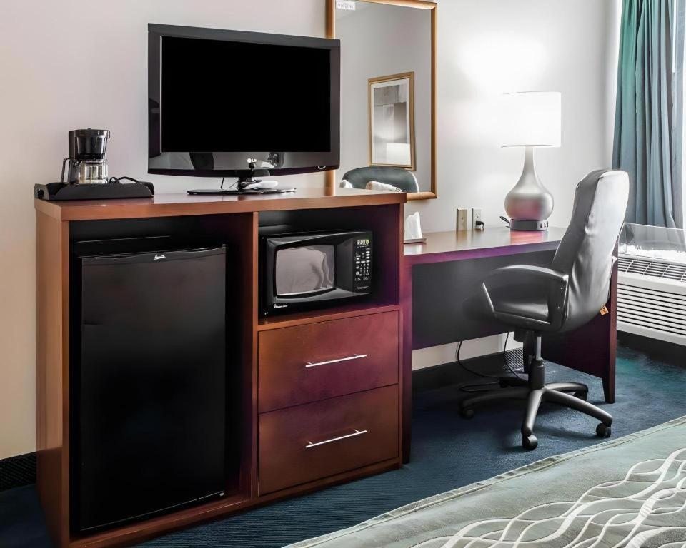 Quality Inn Waynesburg Extérieur photo