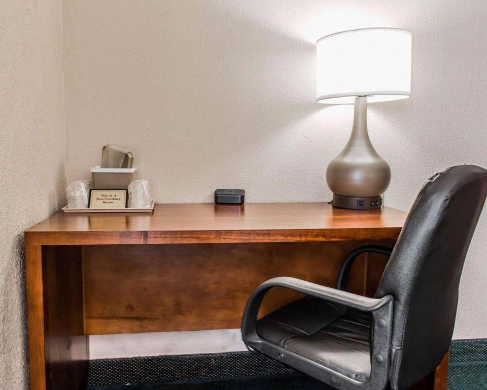 Quality Inn Waynesburg Extérieur photo