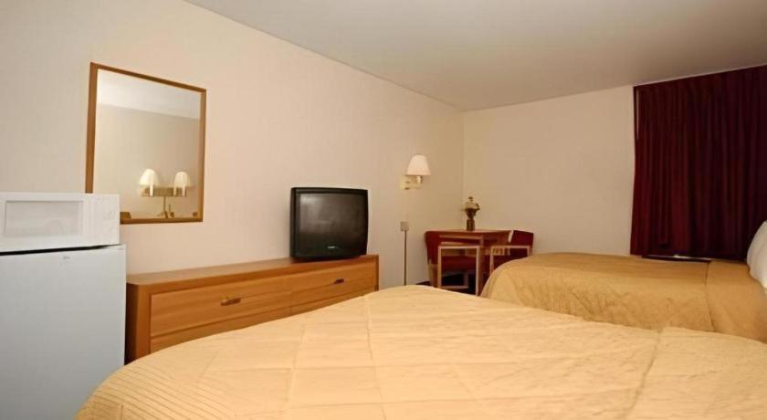 Quality Inn Waynesburg Extérieur photo