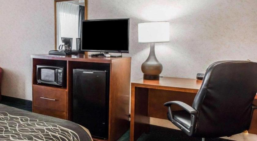 Quality Inn Waynesburg Extérieur photo